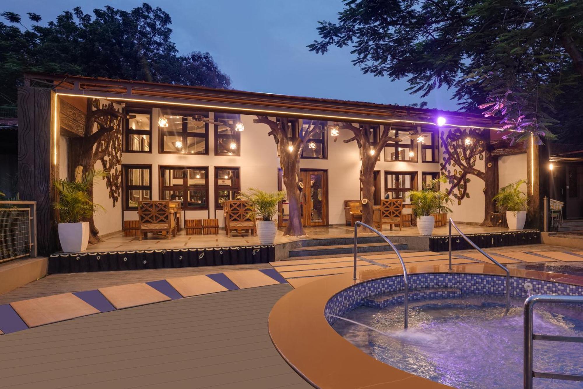 Club Mahindra Netrang Hotel Eksteriør billede